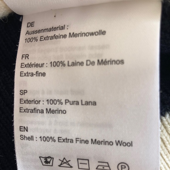 Perfect Moment Wool Navy and White Turtleneck Bear Sweater - Picture 8 of 8